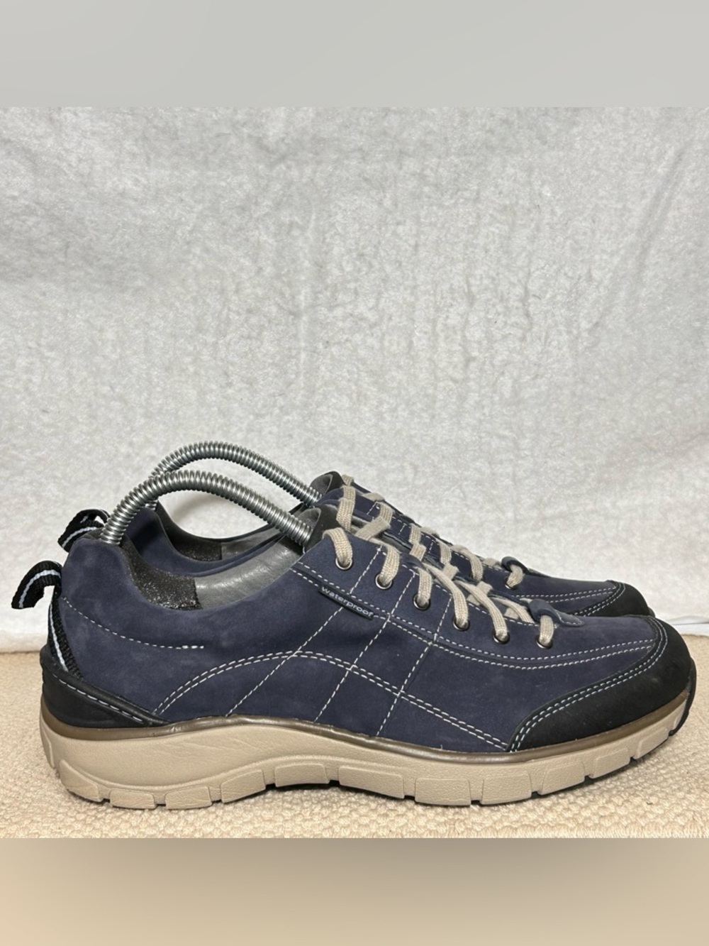 Clarks Womens Blue Leather Wave Walk Waterproof Hiking Walking Shoes SZ 9.5M